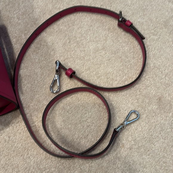 Michael kors hot pink top handle bag leather with strap for crossbody NWOT - Picture 8 of 10